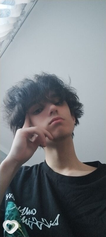 Максим, 19, Гродно — анкета №3360873