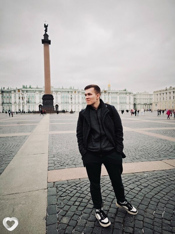 Максим, 22, Москве — анкета №3361261