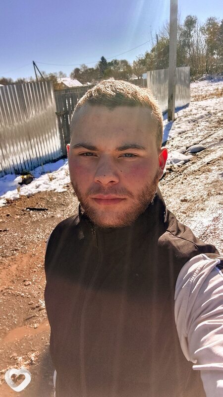 Александр, 21, Комсомольске-на-Амуре — анкета №3361221