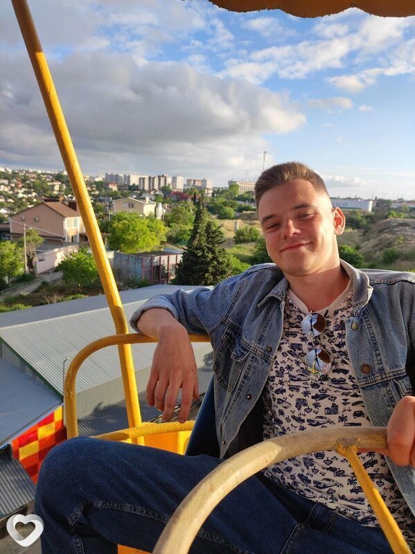 Олег, 26, Москве — анкета №3361473