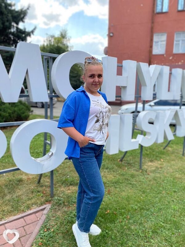Юля, 24, Виннице — анкета №3362590