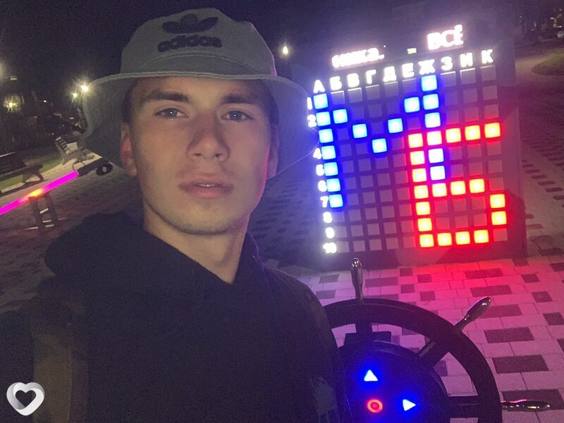 Алексей, 21, Санкт-Петербурге — анкета №3362959