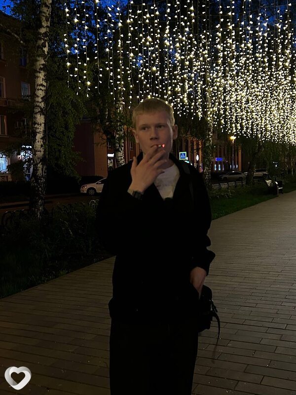 Ваня, 21, Барнауле — анкета №3362948
