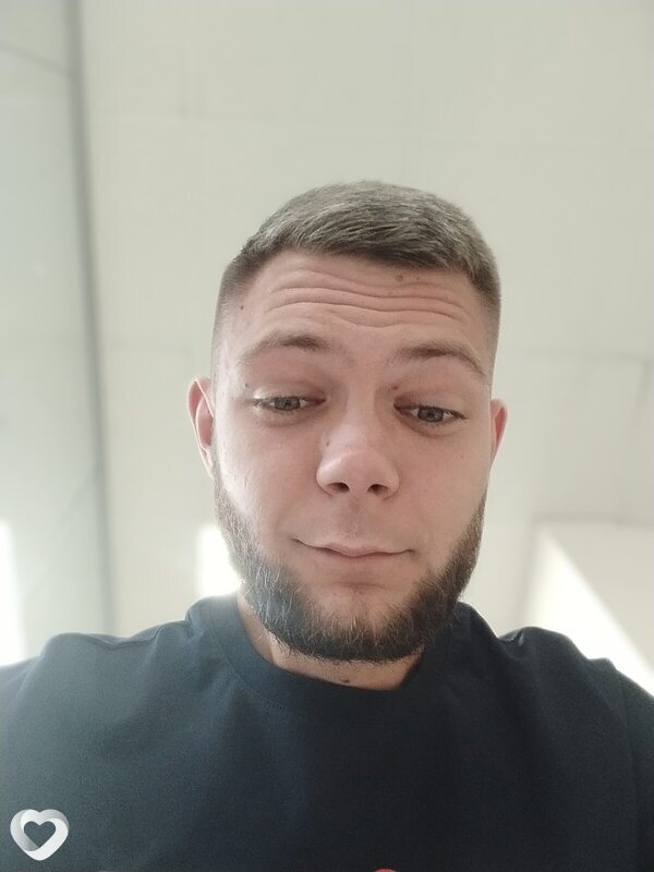 Максим, 27, Белгороде — анкета №3363363