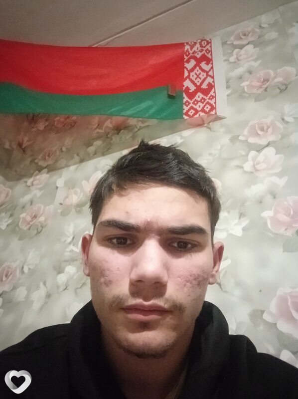 Максим, 20, Осиповичах — анкета №3363420