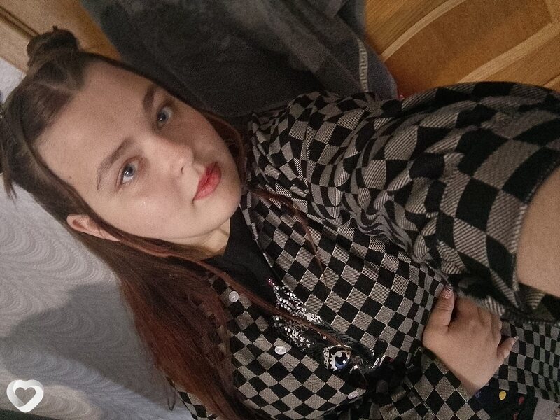Аделина, 23, Великих Луках — анкета №3364092