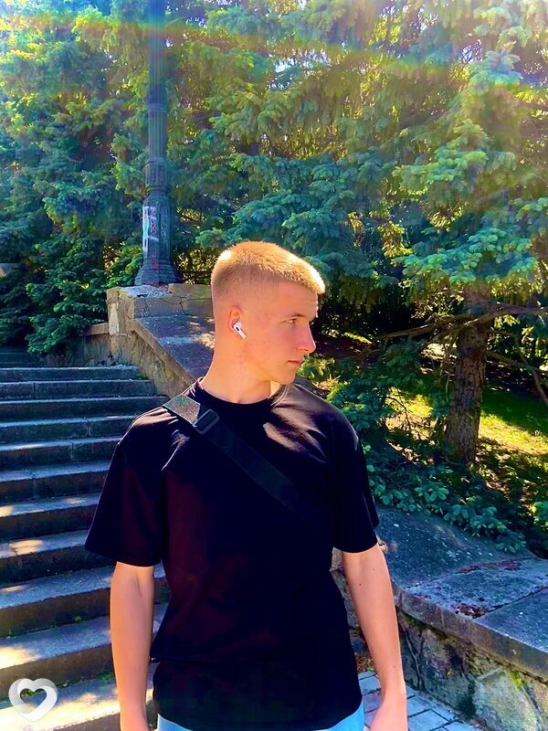 Николай, 21, Севастополе — анкета №3365074
