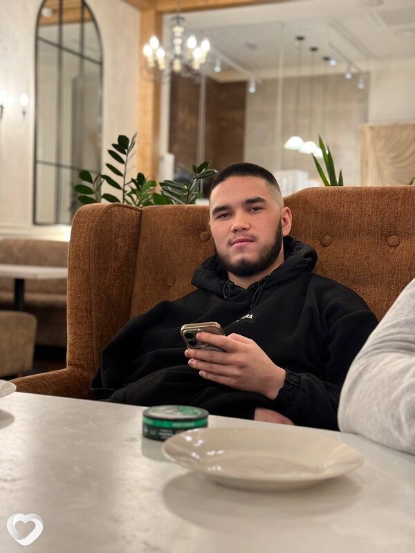 Дима, 25, Новосибирске — анкета №3365912