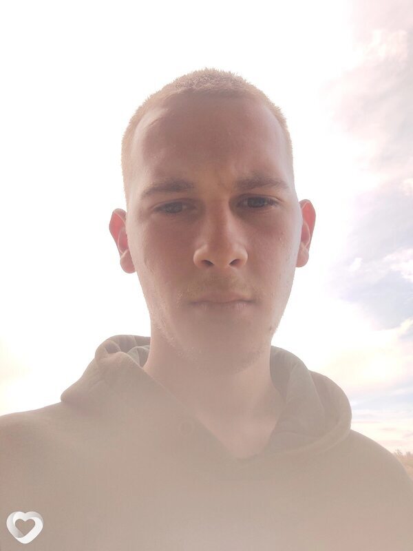Дмитрий, 22, Миллерове — анкета №3365946