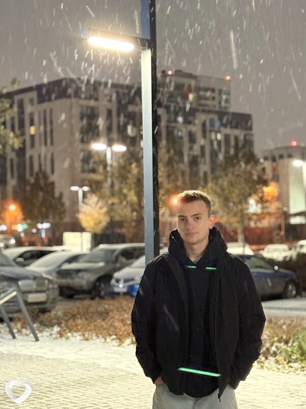 Арсений, 19, Новосибирске — анкета №3366473