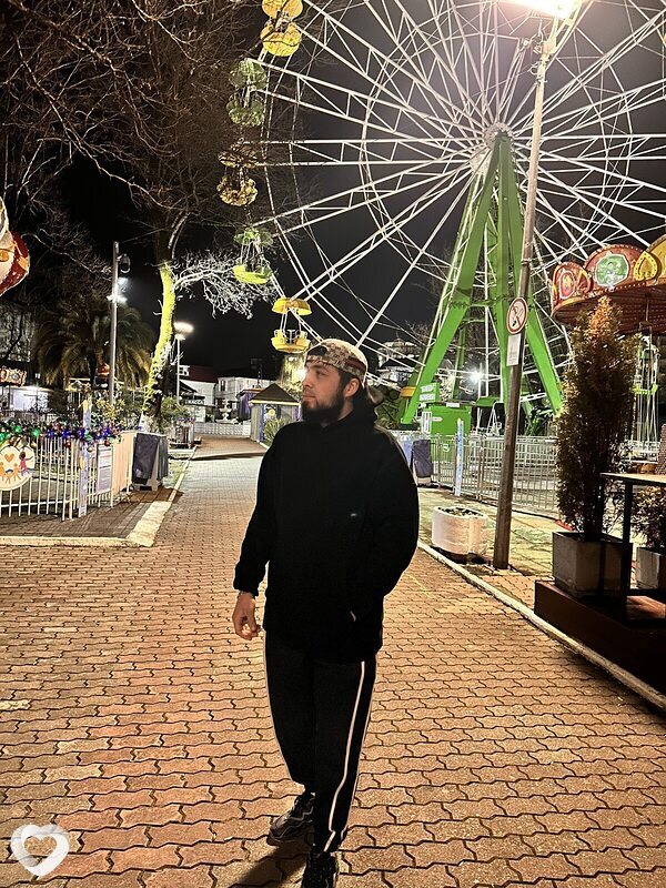 Али, 25, Сочи — анкета №3366576