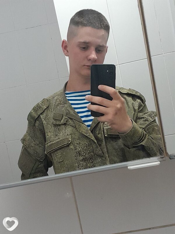 Андрей, 21, Ульяновске — анкета №3366602