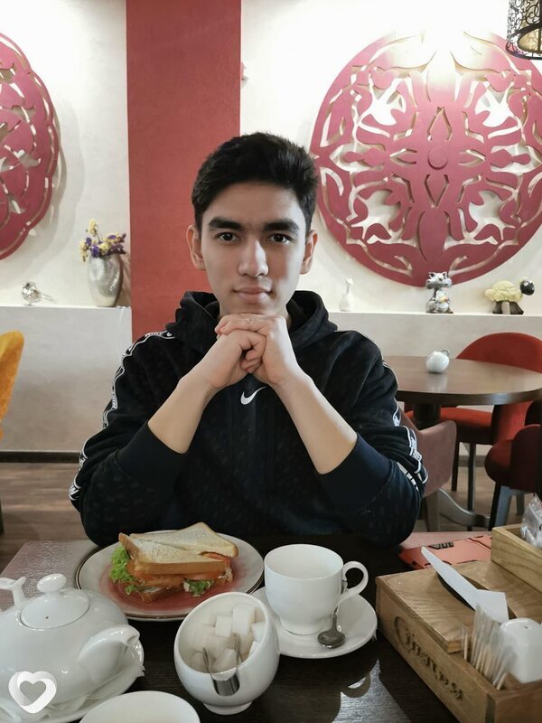 Алексей, 21, Геленджике — анкета №3366886