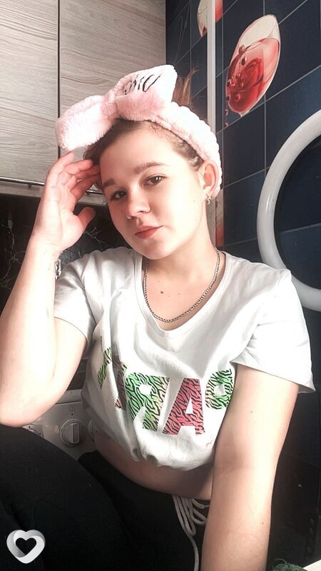 Анна, 19, Барнауле — анкета №3367469