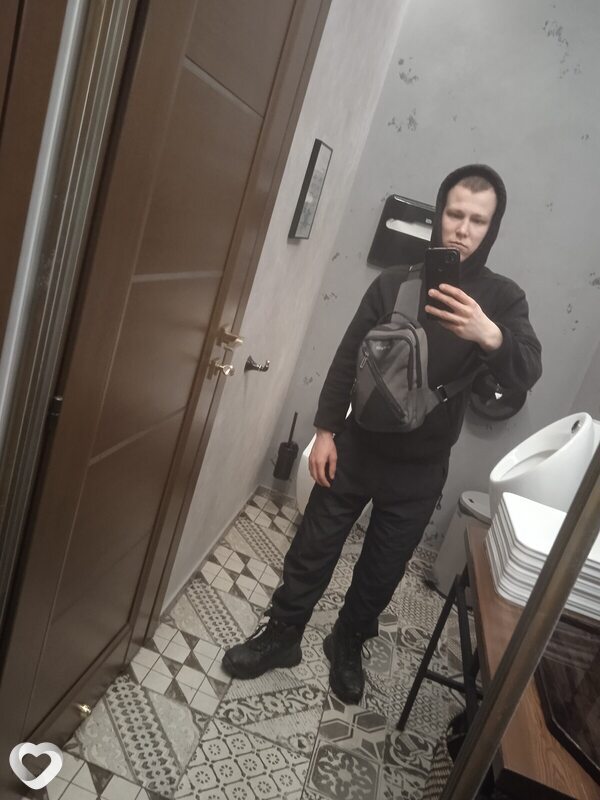 Даниил, 21, Омске — анкета №3368205