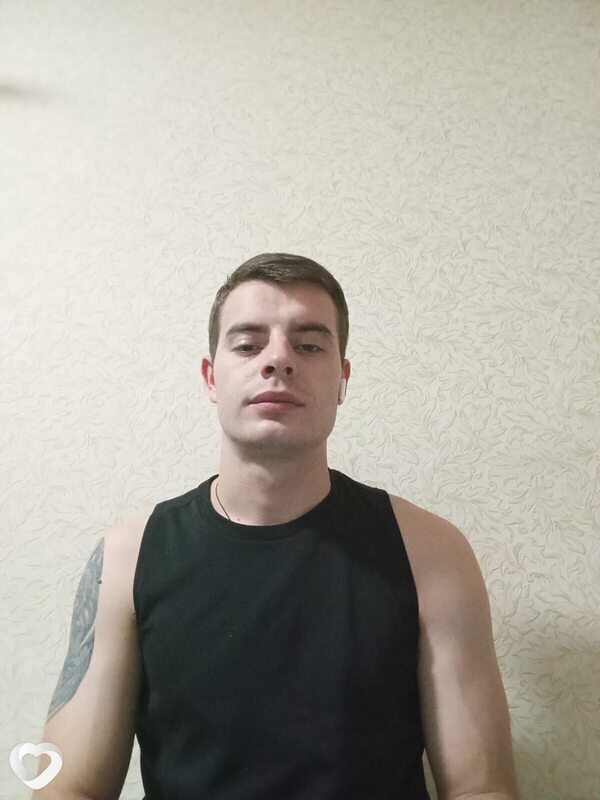 Антон, 21, Орске — анкета №3368355