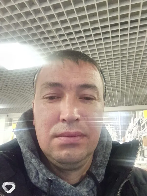 Юрий, 37, Новоалтайске — анкета №3368336