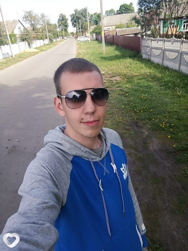 Максим, 29, Солигорске — анкета №3369347