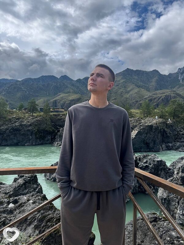 Денис, 22, Санкт-Петербурге — анкета №3370046