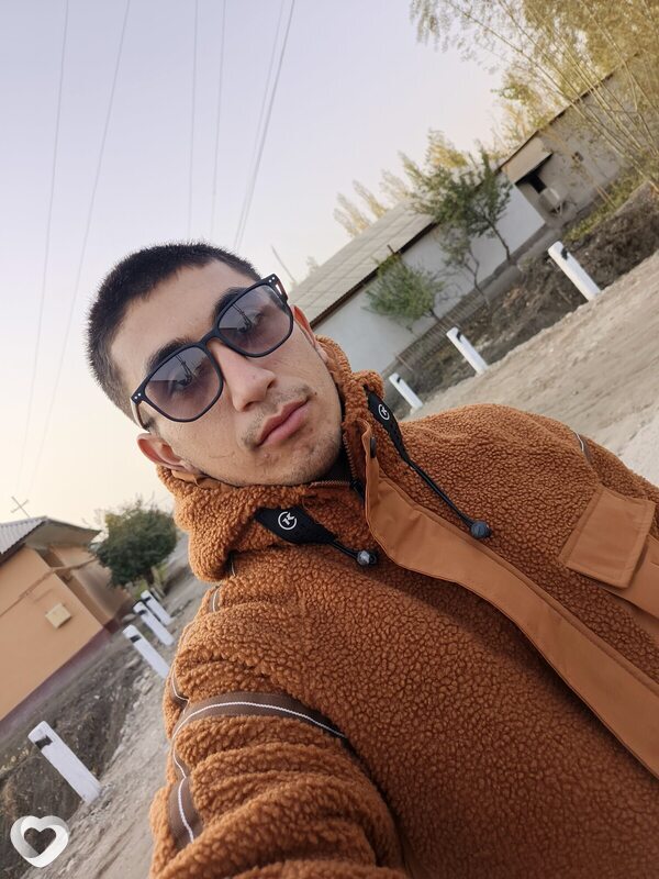 Алик, 21, Краснодаре — анкета №3370012
