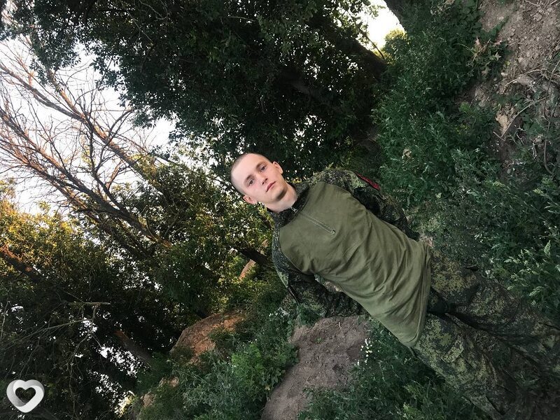 Максим, 22, Тюмени — анкета №3370032