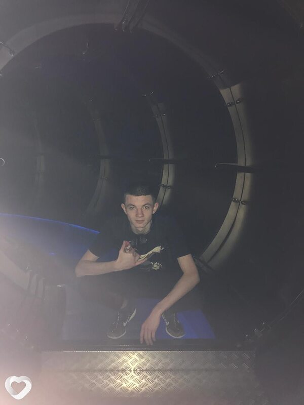 Igor, 18, Санкт-Петербурге — анкета №3370542