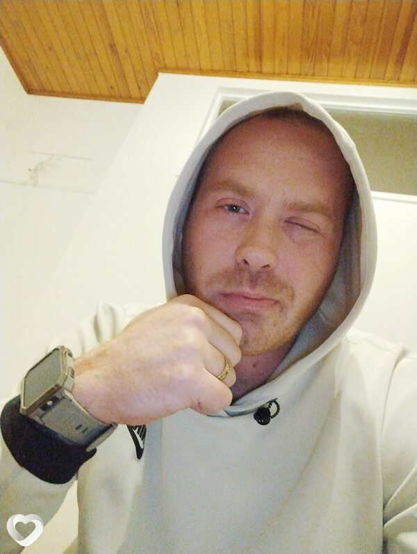 Viktor, 38, Познань — анкета №3371267