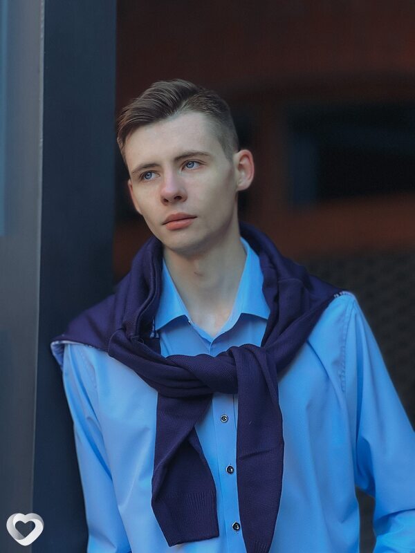 Максим, 27, Санкт-Петербурге — анкета №3371320