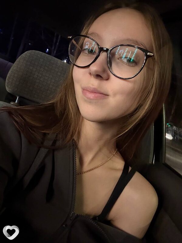 Виктория, 19, Омске — анкета №3372035