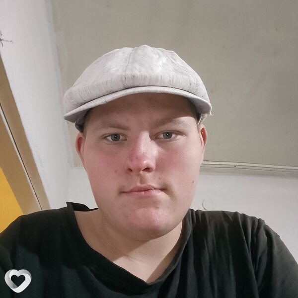 Сергей, 19, Алматы — анкета №3371999