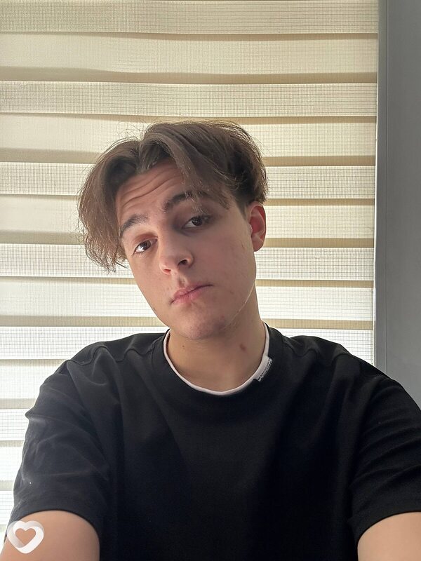 Димка, 20, Череповце — анкета №3372830