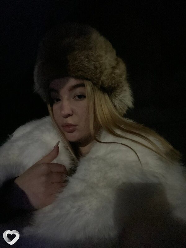 Эва, Химки