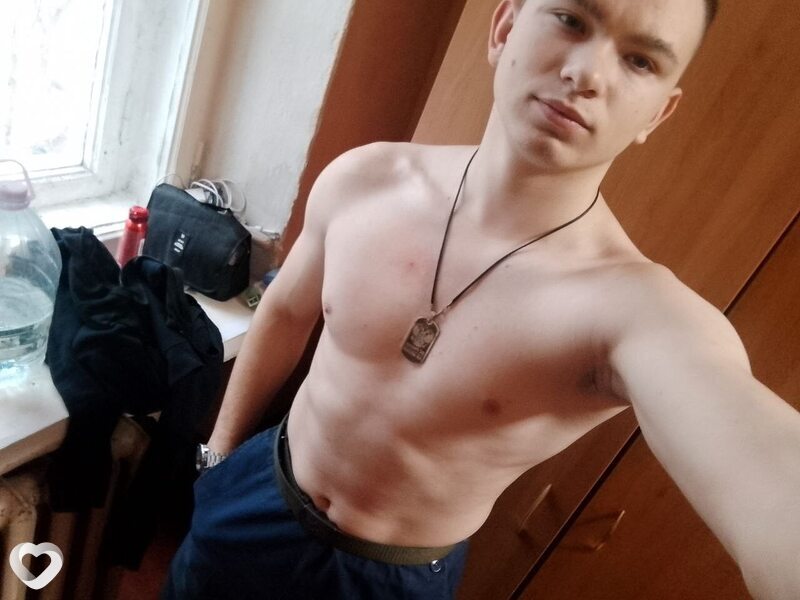 Александр, 21, Северодвинске — анкета №3372971