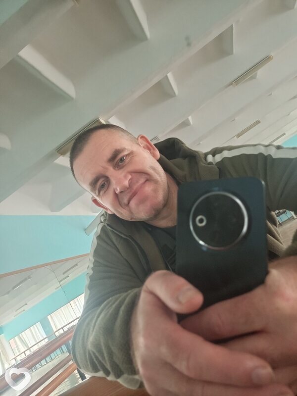 Дима, 46, Луганске — анкета №3373522