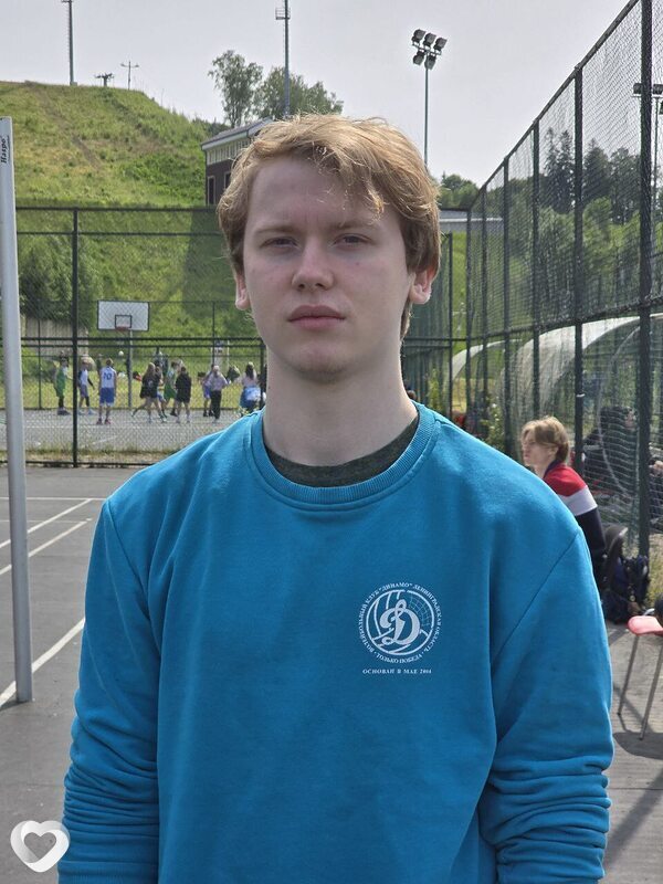 Денис, 19, Санкт-Петербурге — анкета №3373339