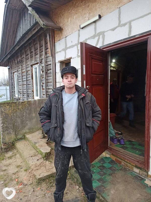 Стасик, 25, Бобруйске — анкета №3374596