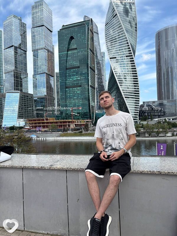 Максим, 24, Екатеринбурге — анкета №3375112