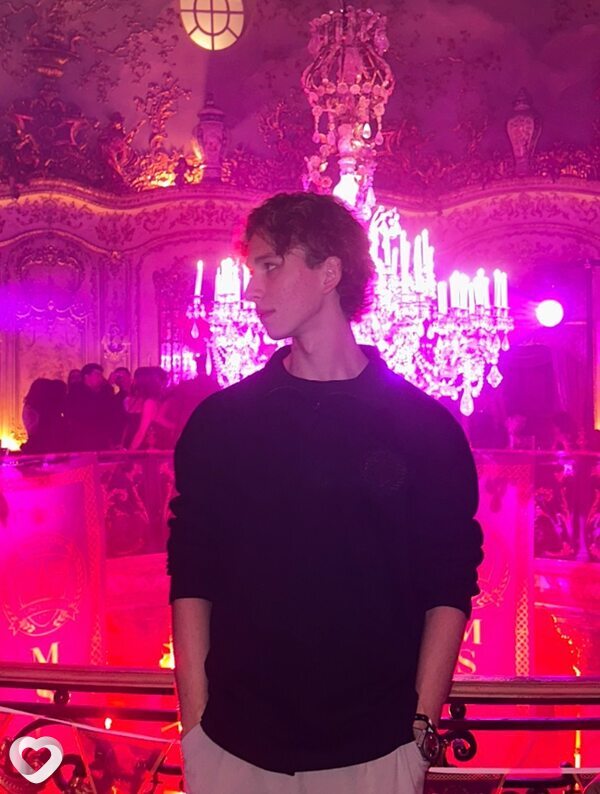 Алексей, 19, Москве — анкета №3375429