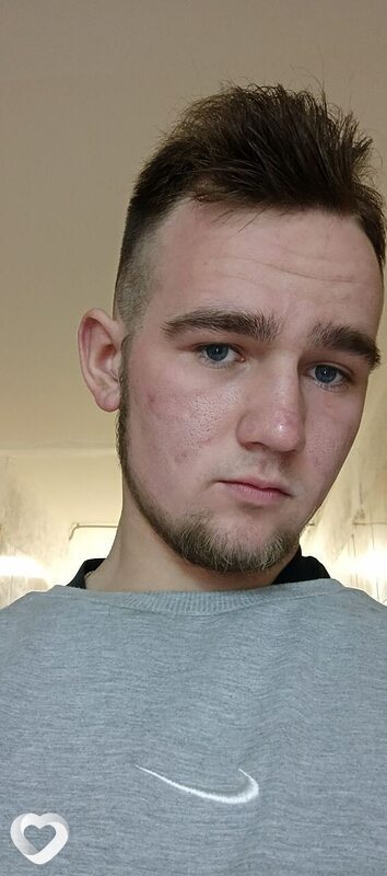 Даниил, 21, Великих Луках — анкета №3375228