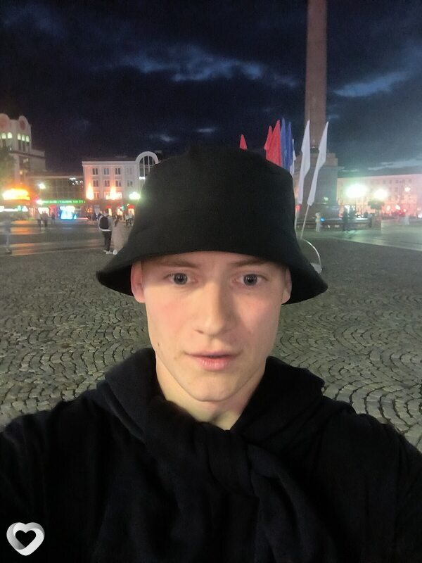 Серега, 23, Калининграде — анкета №3375820