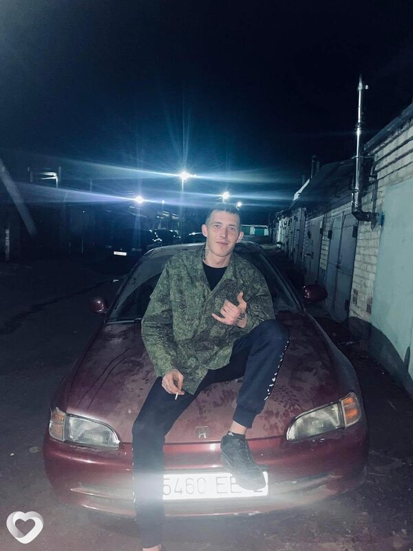 Артём, 20, Орше — анкета №3375965