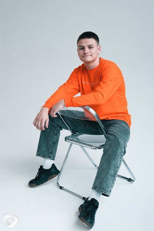 Евгений, 21, Томске — анкета №3376298