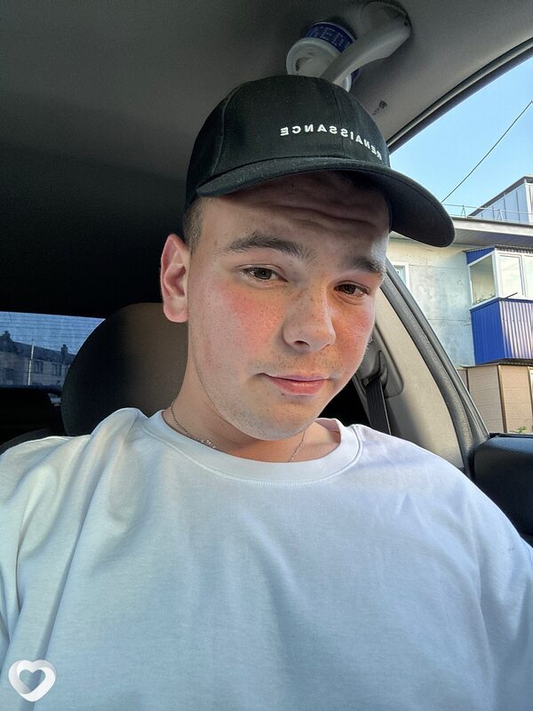 Сергей, 20, Южно-Сахалинске — анкета №3376467