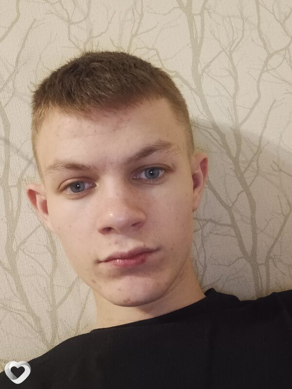 Роман, 22, Томске — анкета №3376498