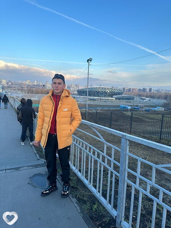 Сергей, 25, Бийске — анкета №3376596