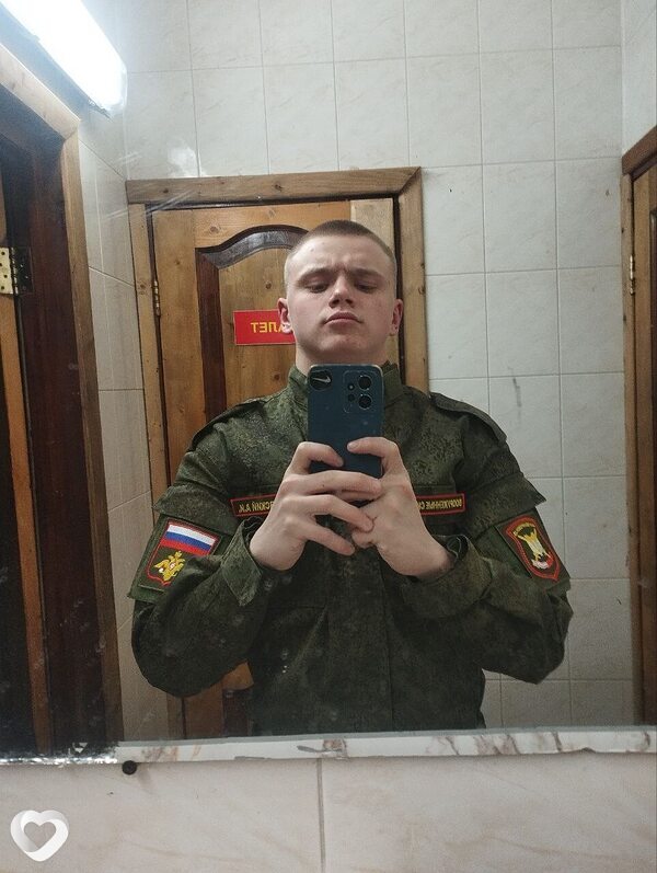 Антон, 21, Новокузнецке — анкета №3376562