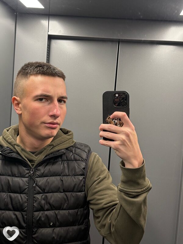 Фёдор, 23, Москве — анкета №3377674