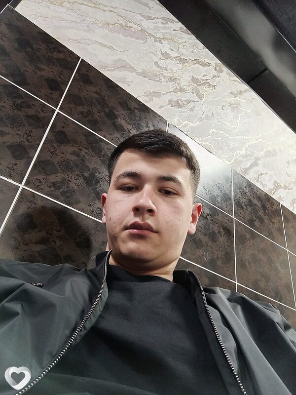 Сойибжон, 21, Благовещенске — анкета №3377702