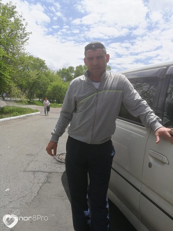 Олег, 49, Уссурийске — анкета №3378118