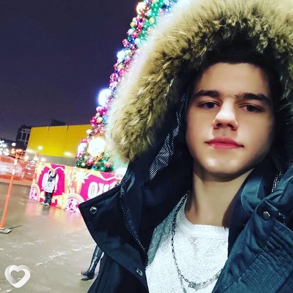 Ваня, 21, Иркутске — анкета №3378740